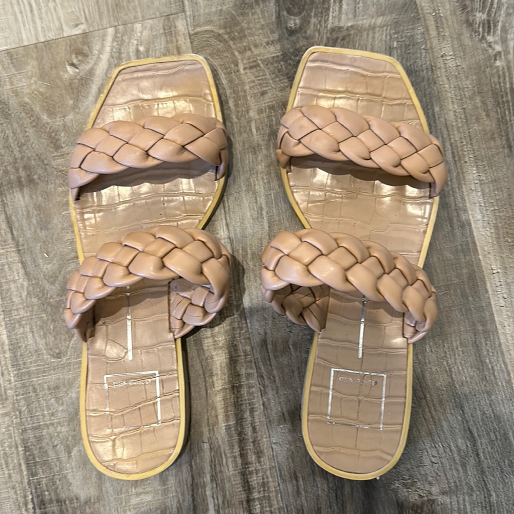 Dolce Vita Indy Sandal